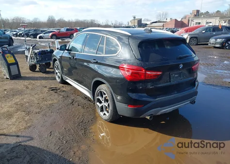 2018 BMW X1 xDrive28I z USA, uszkodzony, nr VIN WBXHT3C32J5K21866